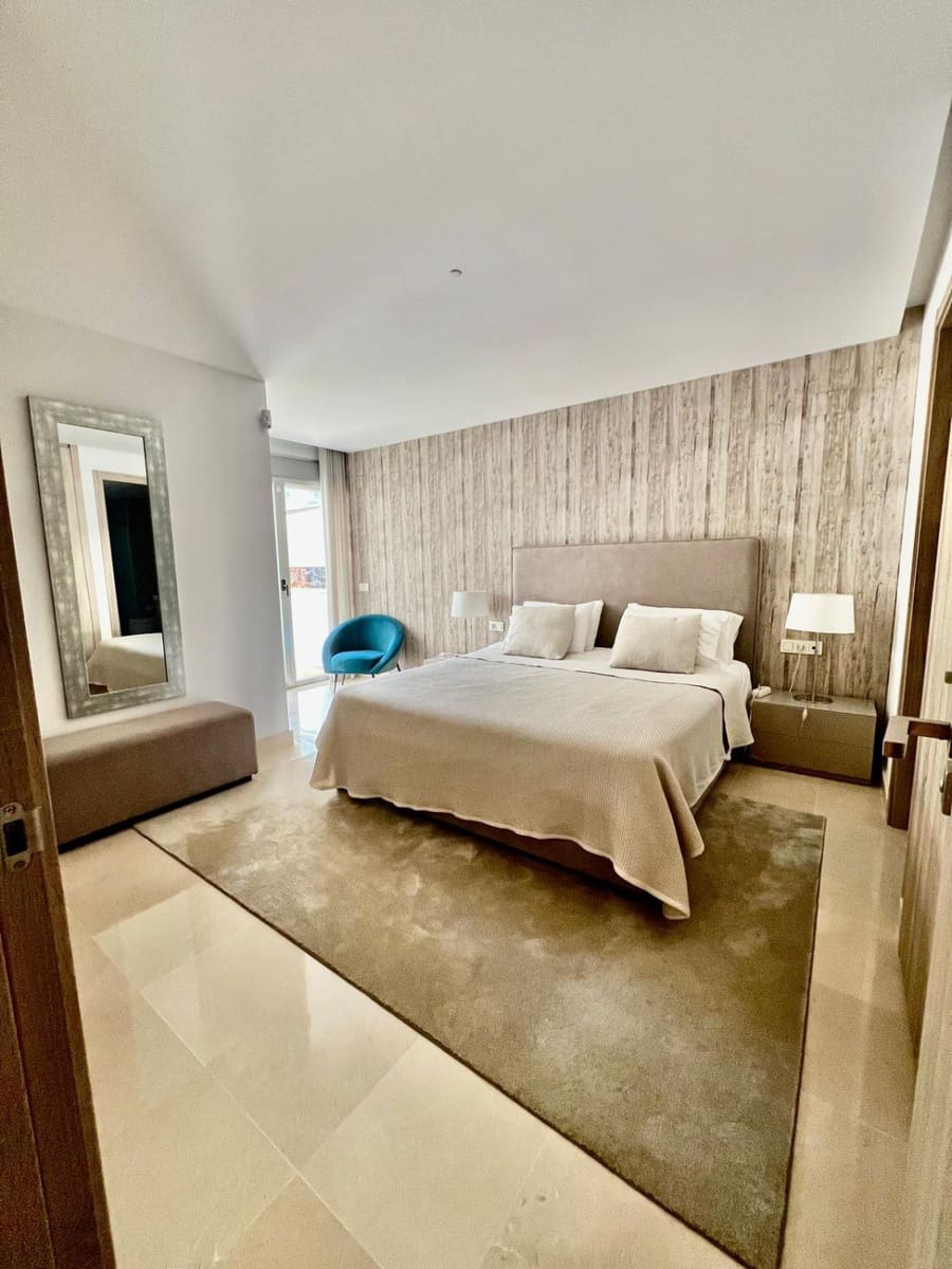 3 Zimmer Apartment zu vermieten in Puerto Banus mit Pool - 4.500 € (Ref: 10022164)