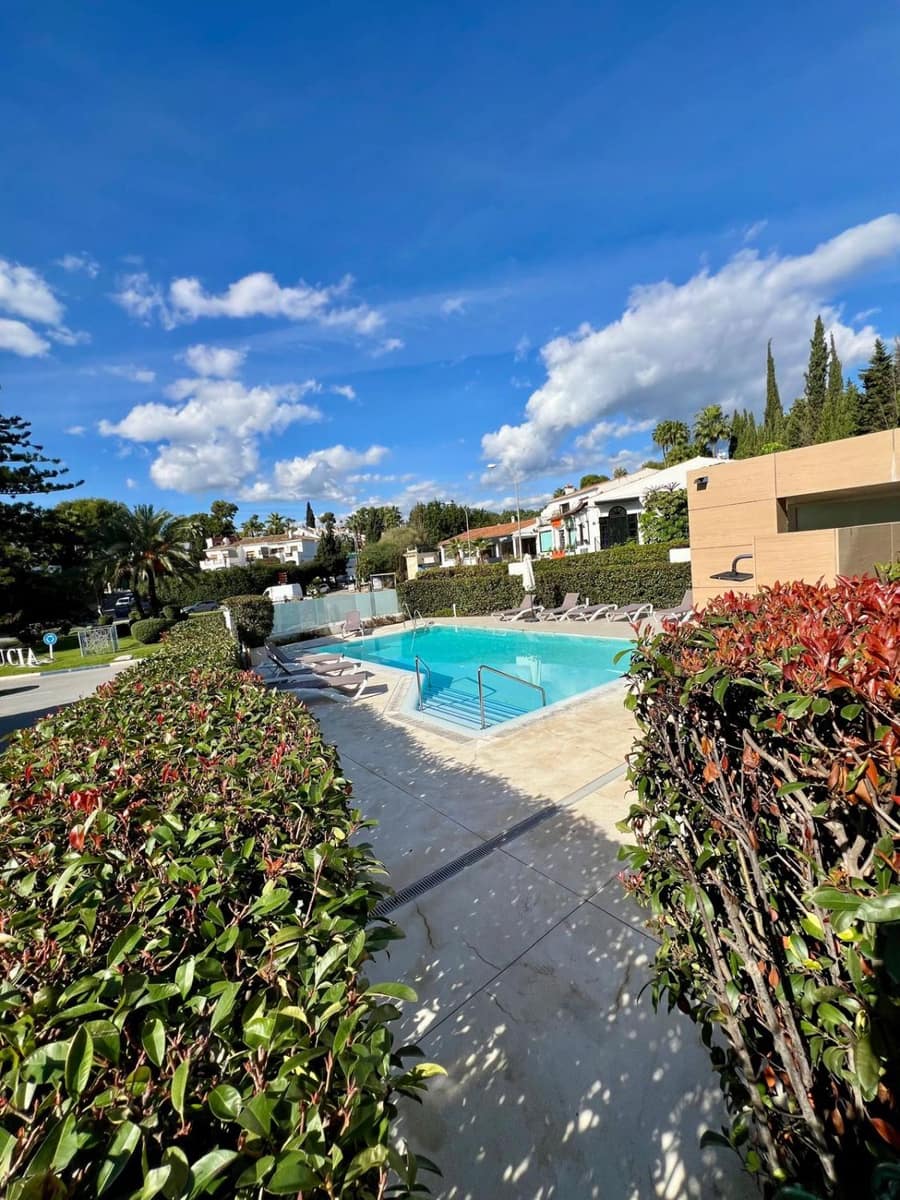 3 Zimmer Apartment zu vermieten in Puerto Banus mit Pool - 4.500 € (Ref: 10022164)