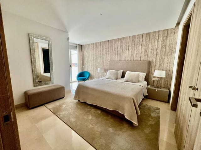 3 Zimmer Apartment zu vermieten in Puerto Banus, Marbella - 4.500 € (Ref: 10022164)