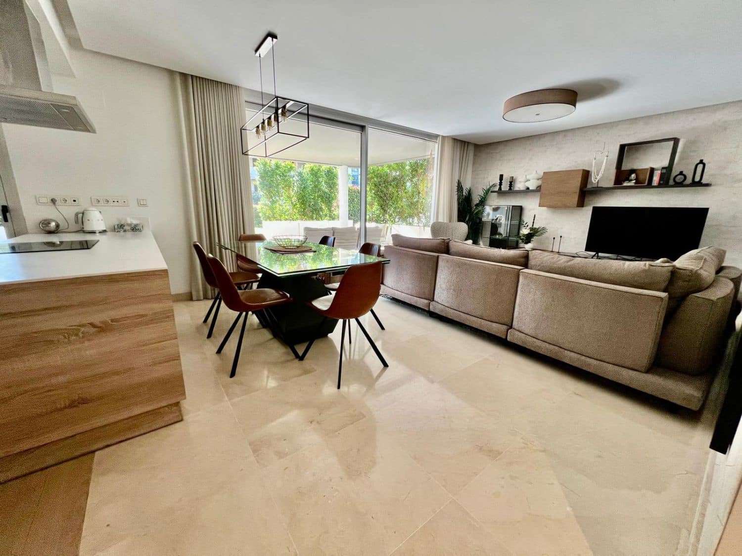 3 Zimmer Apartment zu vermieten in Puerto Banus mit Pool - 4.500 € (Ref: 10022164)