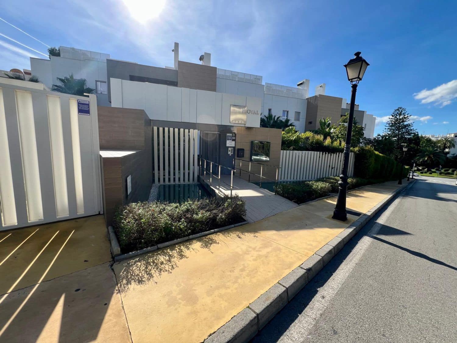 3 Zimmer Apartment zu vermieten in Puerto Banus mit Pool - 4.500 € (Ref: 10022164)
