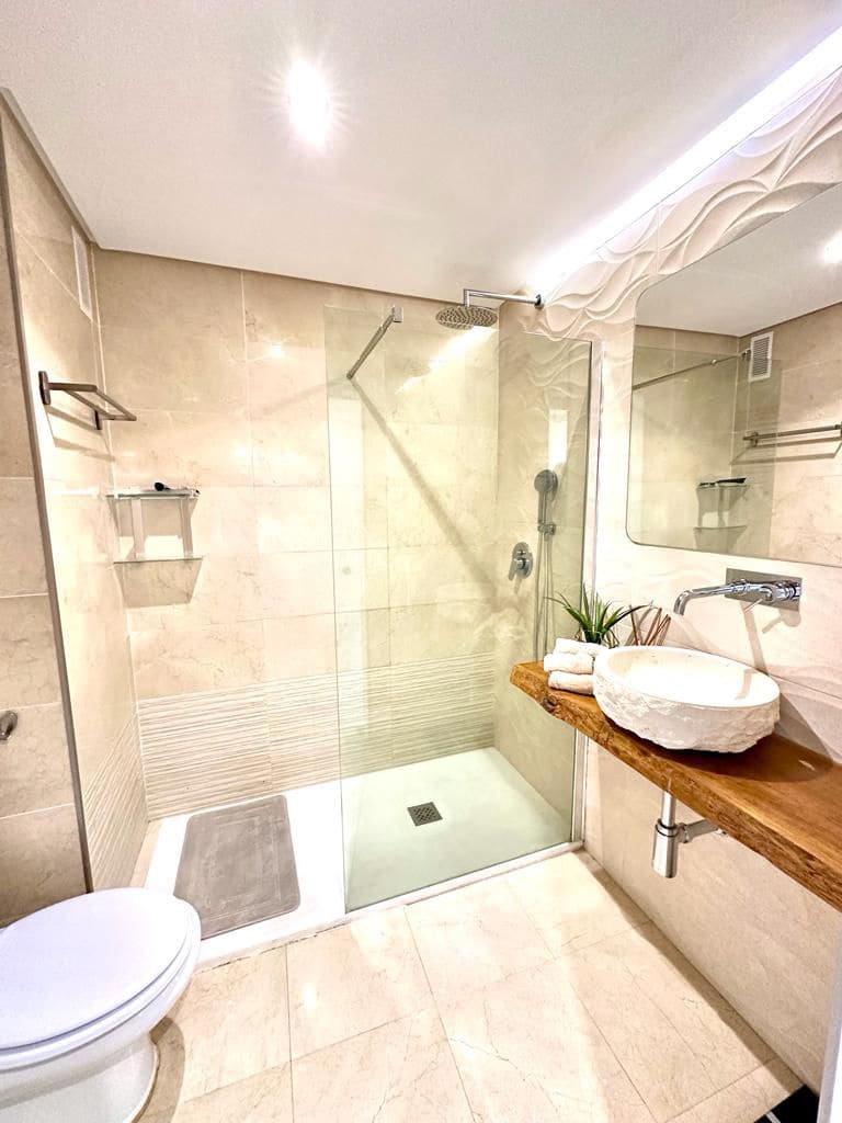 3 soverom Leilighet til leie i Guadalmina med svømmebasseng garasje - € 2 700 (Ref: 10040743)