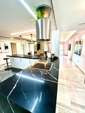Apartamento de 3 habitaciones en Guadalmina Baja, Marbella en alquiler con piscina garaje - 2.700 € (Ref: 10040743)