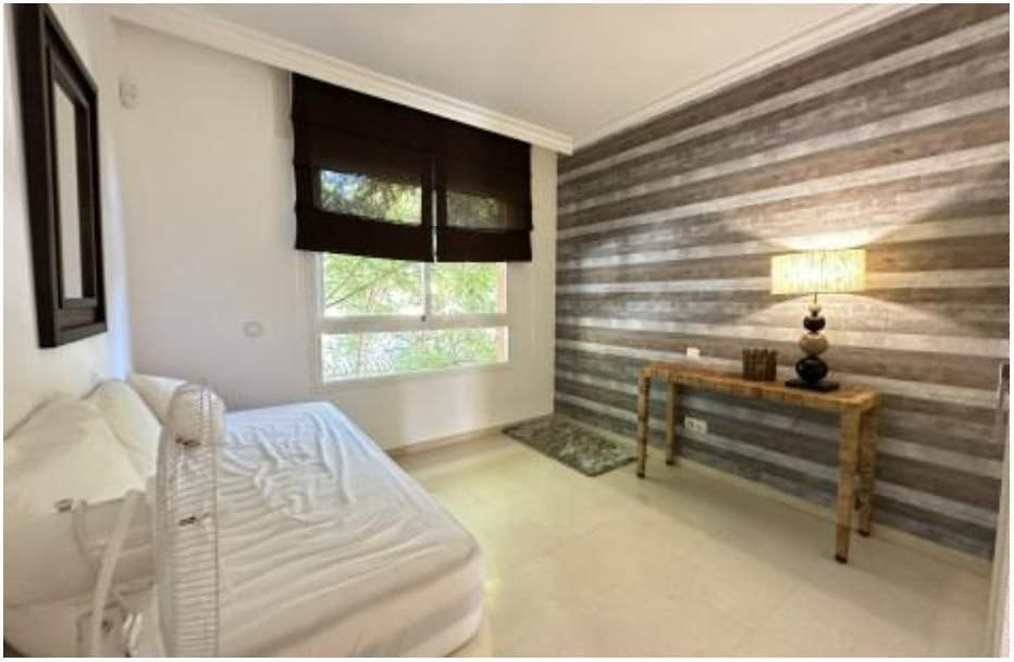 3 sovrum Takvåning att hyra i Marbella med pool garage - 3 500 € (Ref: 10047037)