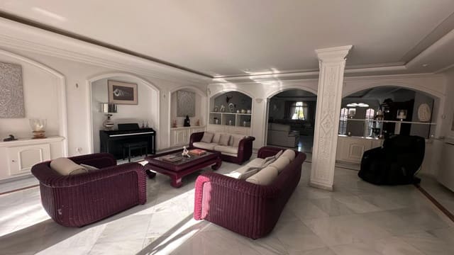 7 makuuhuone Huvila vuokrattavana paikassa La Carolina - Guadalpín, Marbella - 15 000 € (Ref: 10048929)