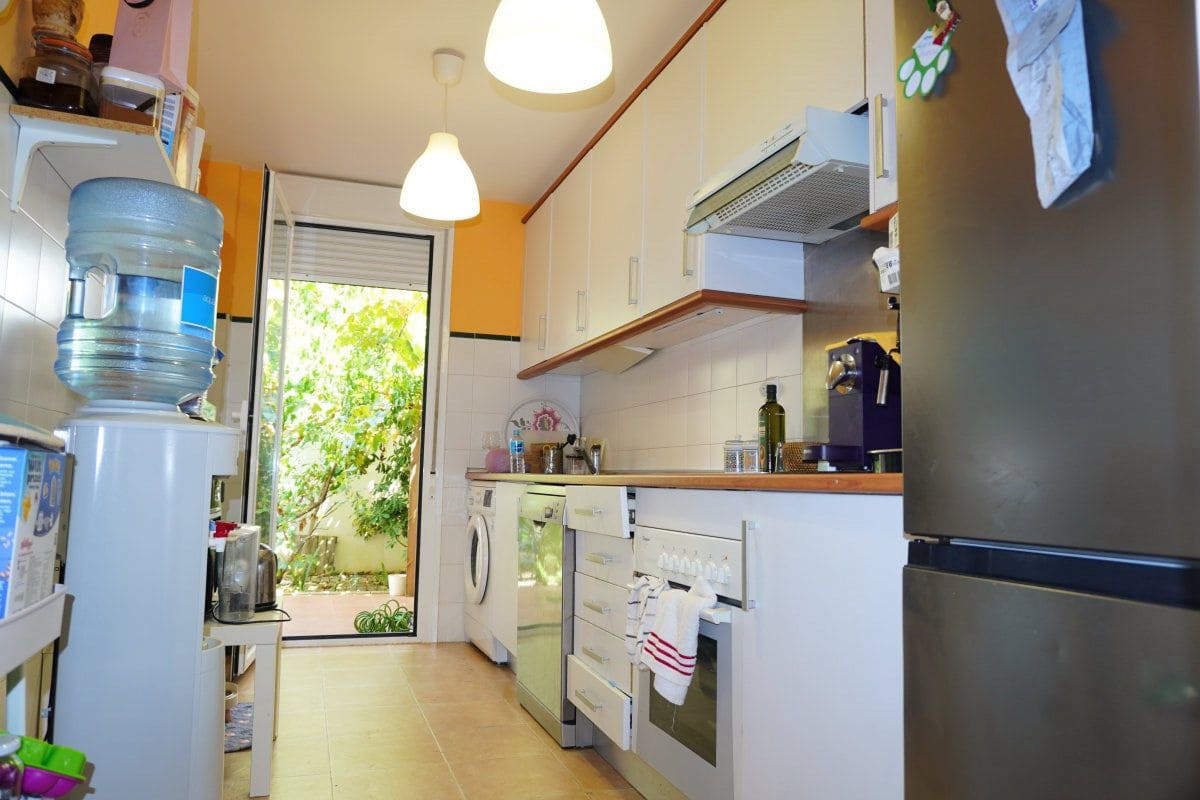 4 quarto Moradia em Banda para venda em El Faro com piscina garagem - 485 000 € (Ref: 10075474)