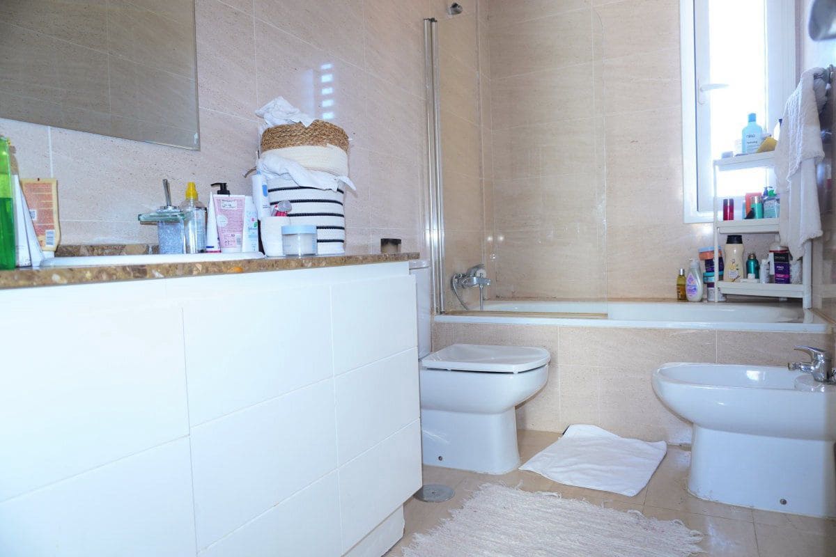 4 quarto Moradia em Banda para venda em El Faro com piscina garagem - 485 000 € (Ref: 10075474)