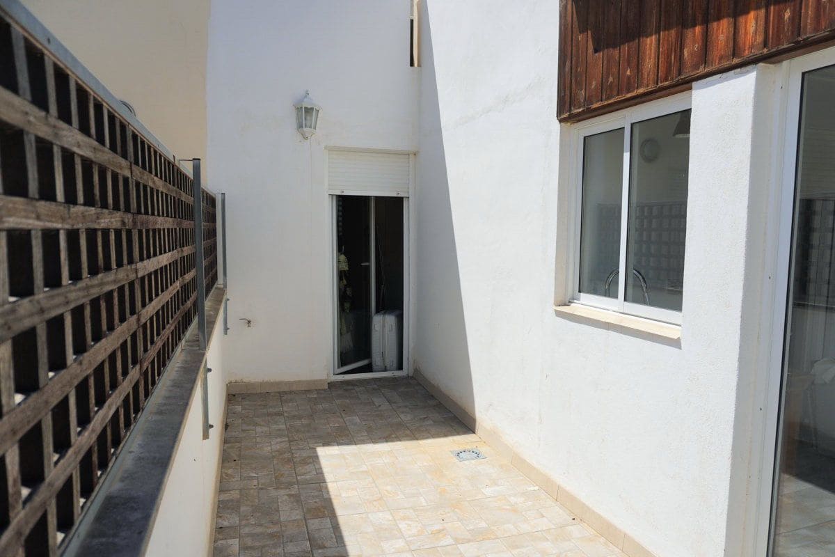 4 quarto Moradia em Banda para venda em El Faro com piscina garagem - 485 000 € (Ref: 10075474)