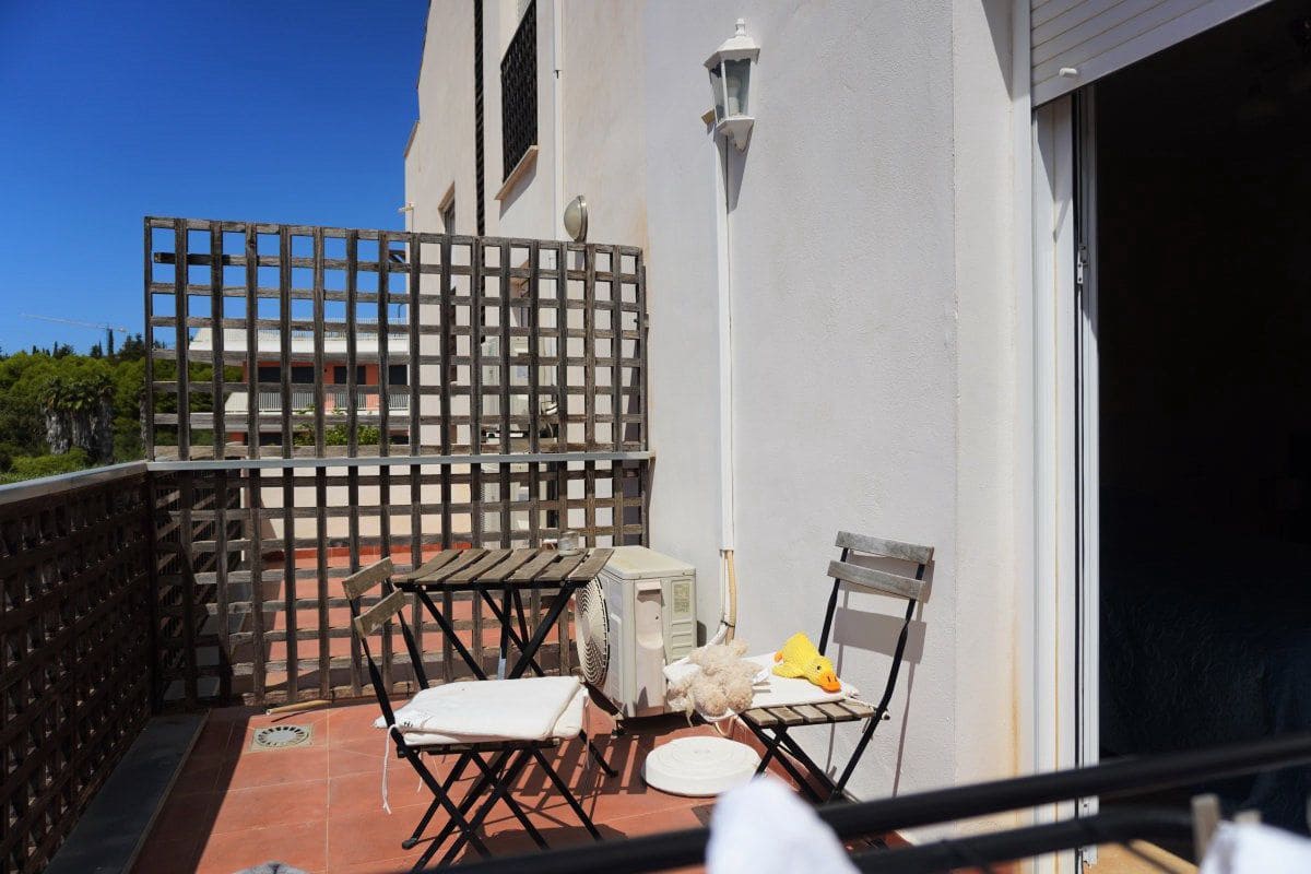 4 quarto Moradia em Banda para venda em El Faro com piscina garagem - 485 000 € (Ref: 10075474)