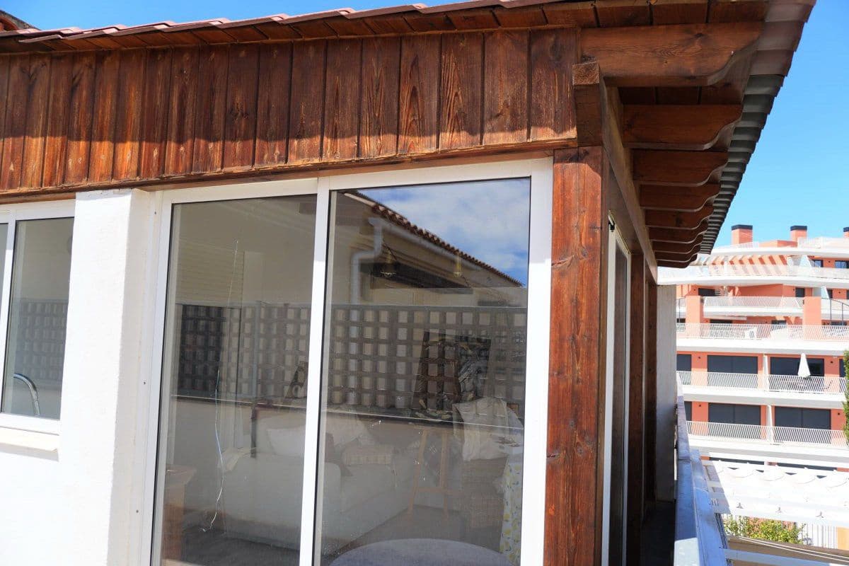 4 quarto Moradia em Banda para venda em El Faro com piscina garagem - 485 000 € (Ref: 10075474)