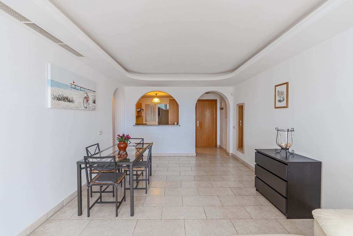 2 chambre Appartement à vendre à Benahavis avec piscine garage - 455 000 € (Ref: 10098181)