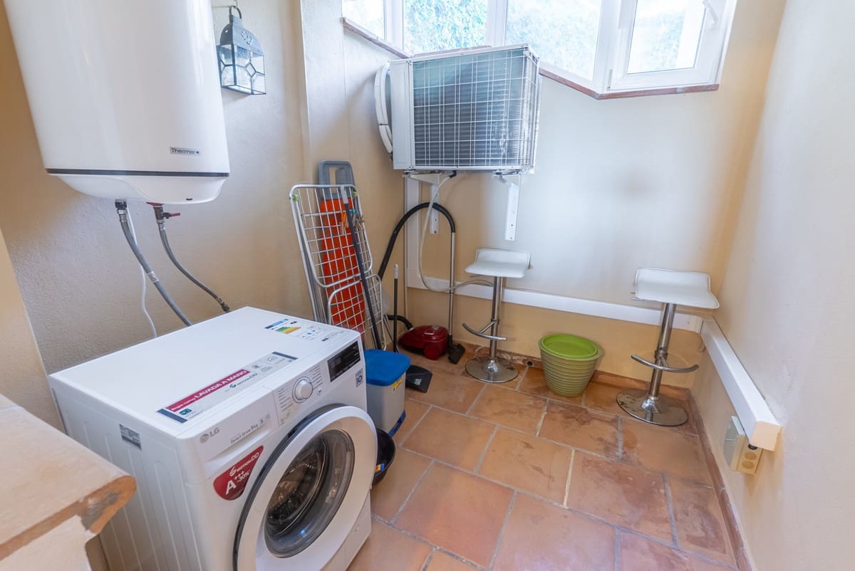 2 chambre Appartement à vendre à Benahavis avec piscine garage - 455 000 € (Ref: 10098181)