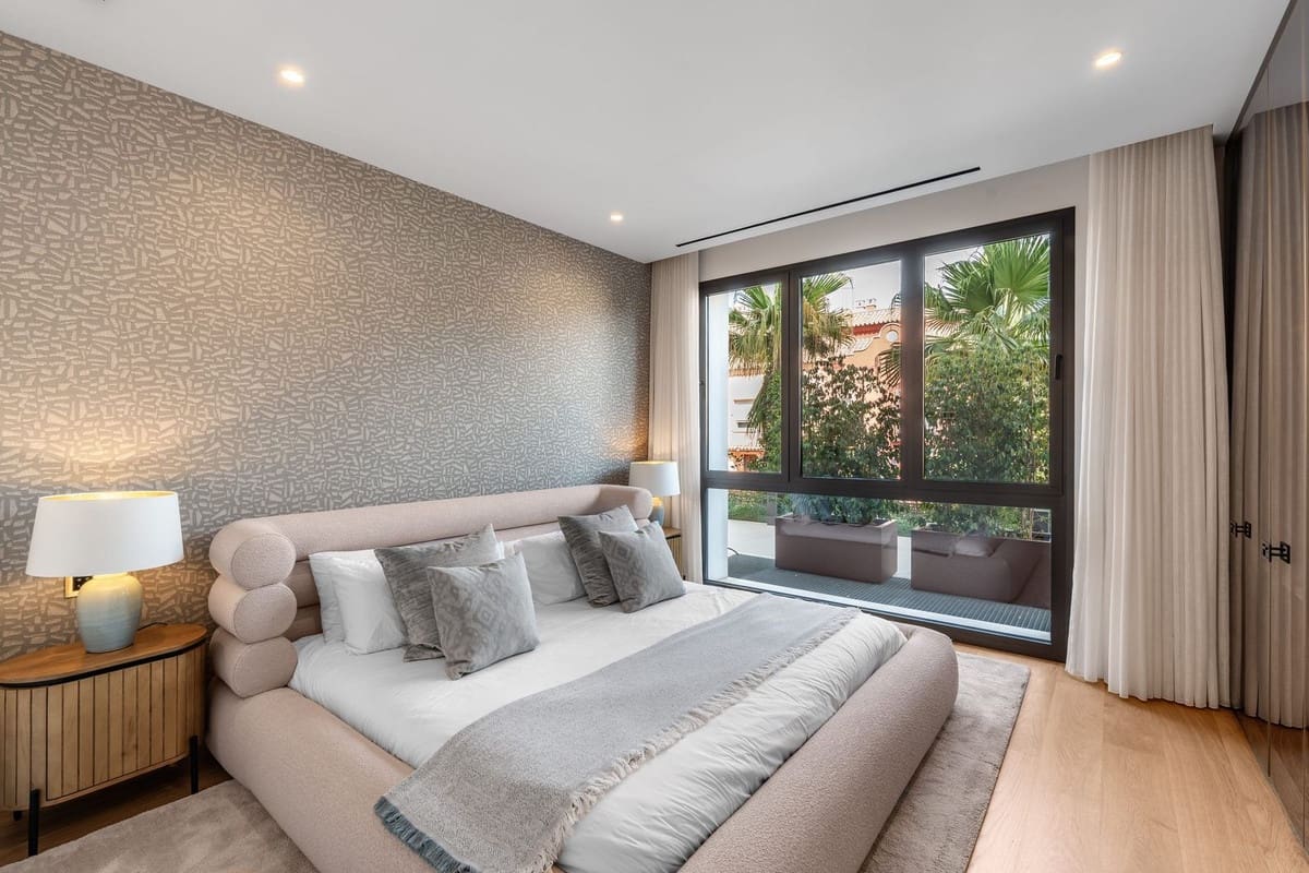4 sovrum Lägenhet att hyra i Golden Mile med pool garage - 20 000 € (Ref: 10102212)