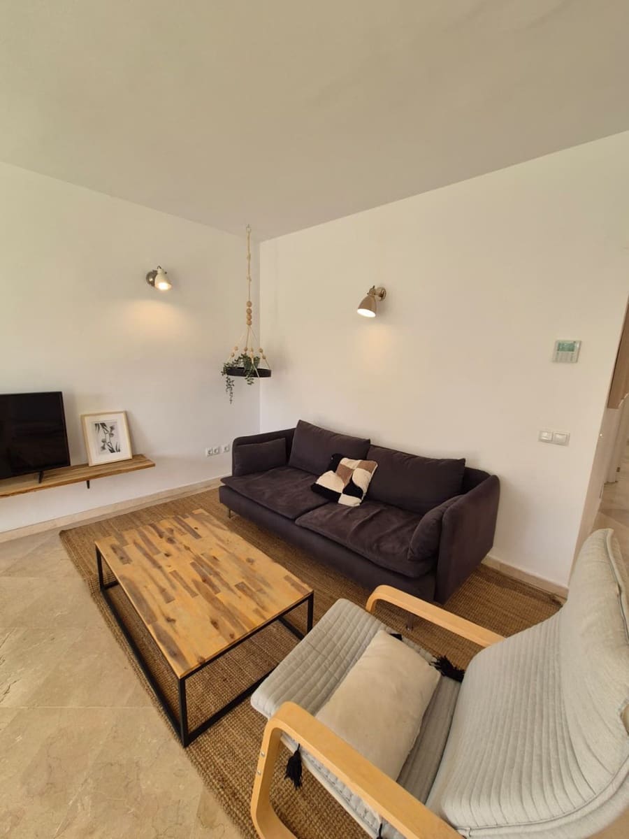 2 soverom Leilighet til salgs i Nueva Andalucia - € 400 000 (Ref: 10109370)