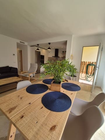 2 soverom Leilighet til salgs i Nueva Andalucia, Marbella - € 400 000 (Ref: 10109370)