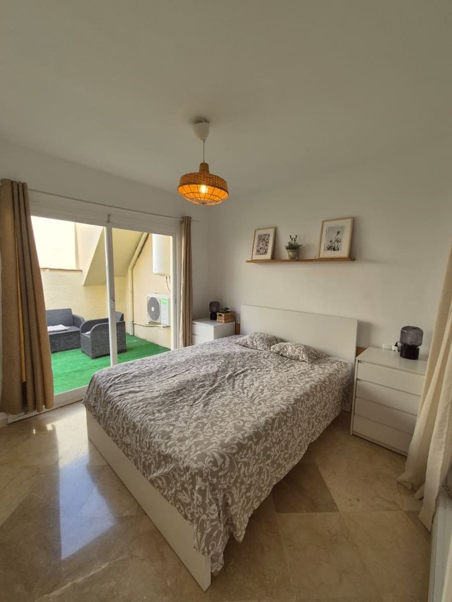 2 soverom Leilighet til salgs i Nueva Andalucia - € 400 000 (Ref: 10109370)