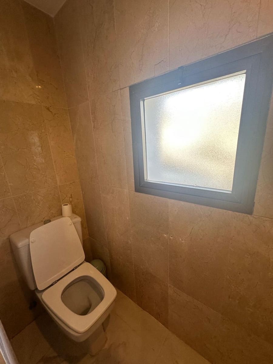 2 bedroom Apartment for rent in Puerto Banus - € 3,500 (Ref: 10129014)