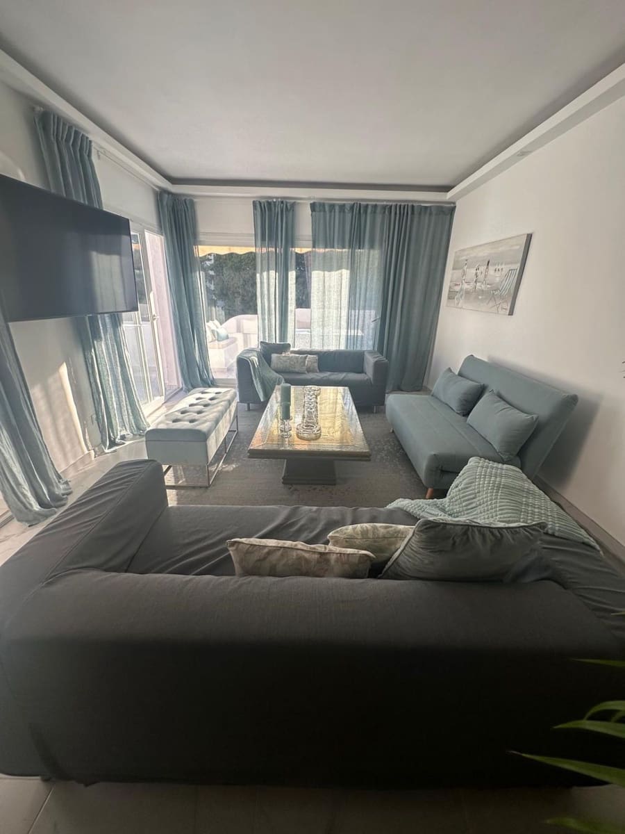2 bedroom Apartment for rent in Puerto Banus - € 3,500 (Ref: 10129014)