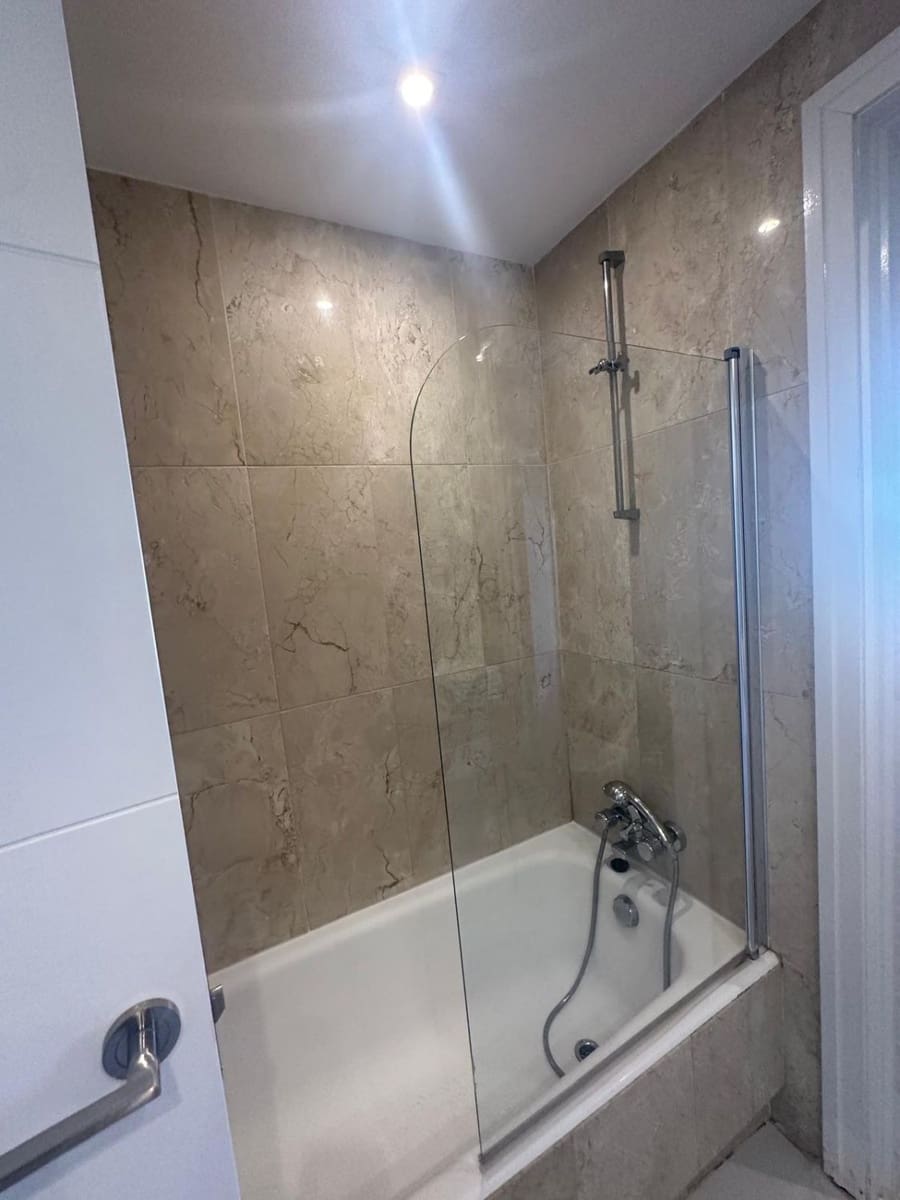 2 bedroom Apartment for rent in Puerto Banus - € 3,500 (Ref: 10129014)