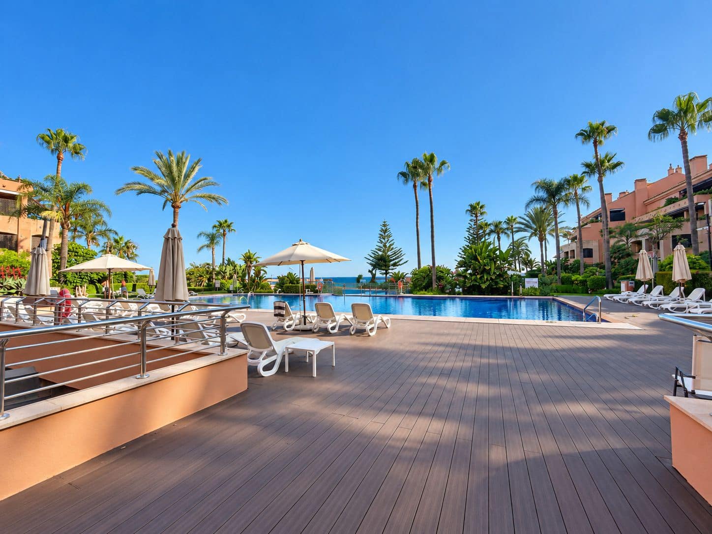 3 Zimmer Penthouse zu vermieten in Puerto Banus mit Pool Garage - 11.000 € (Ref: 10153345)