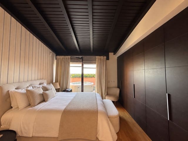 3 Zimmer Penthouse zu vermieten in Puerto Banus, Marbella mit Pool Garage - 11.000 € (Ref: 10153345)