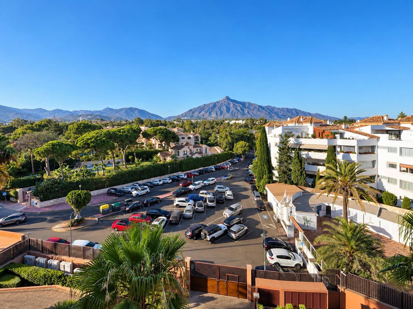3 Zimmer Penthouse zu vermieten in Puerto Banus mit Pool Garage - 11.000 € (Ref: 10153345)