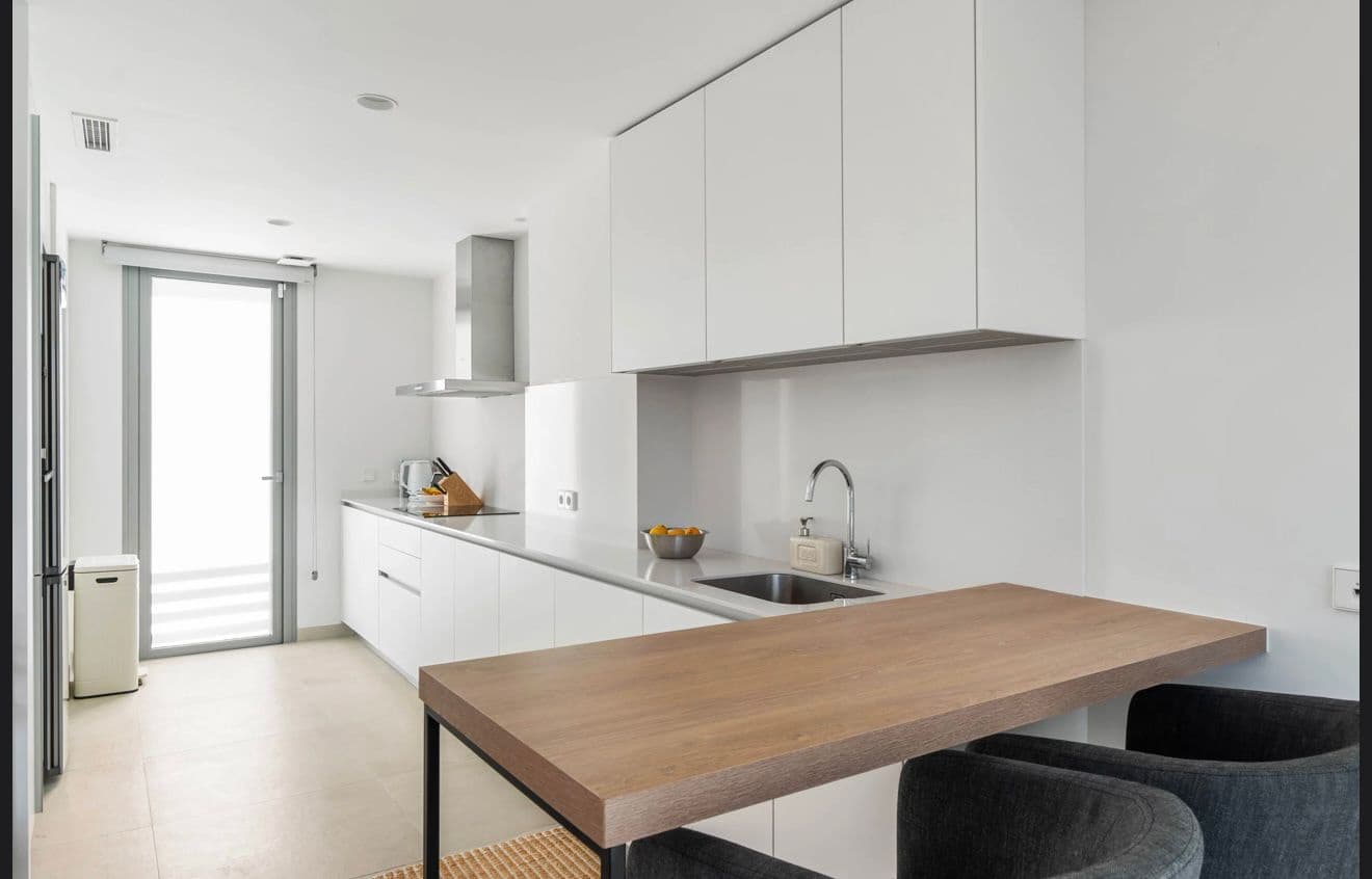 4 makuuhuone Rivitalo vuokrattavana paikassa San Pedro de Alcantara mukana 
autotalli - 5 500 € (Ref: 10159277)
