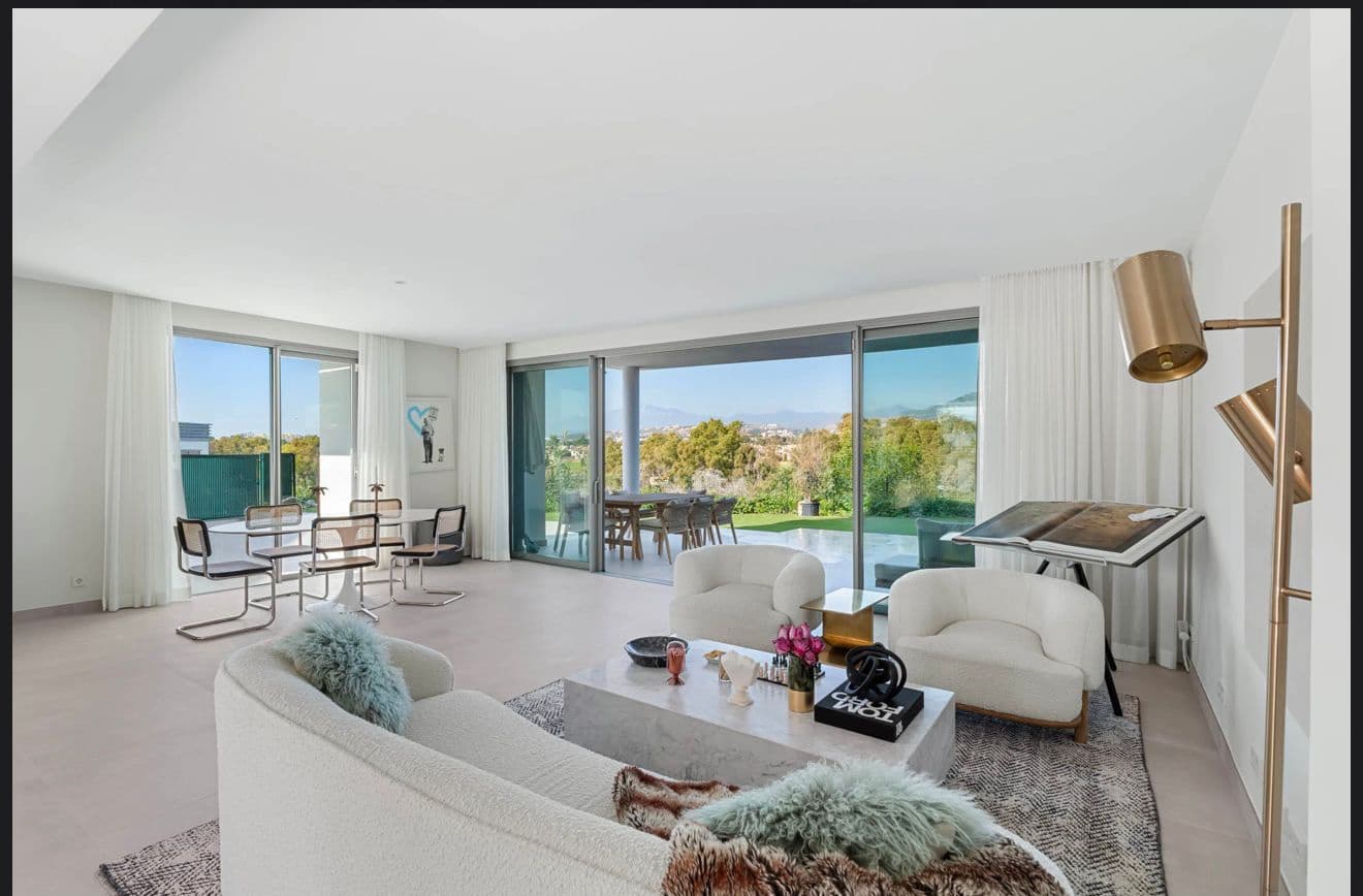4 makuuhuone Rivitalo vuokrattavana paikassa San Pedro de Alcantara mukana 
autotalli - 5 500 € (Ref: 10159277)