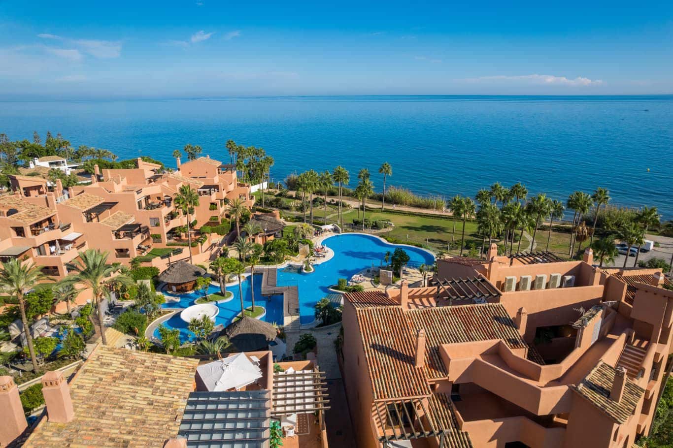 4 bedroom Apartment for sale in El Padron with pool garage - € 2,000,000 (Ref: 10177006)