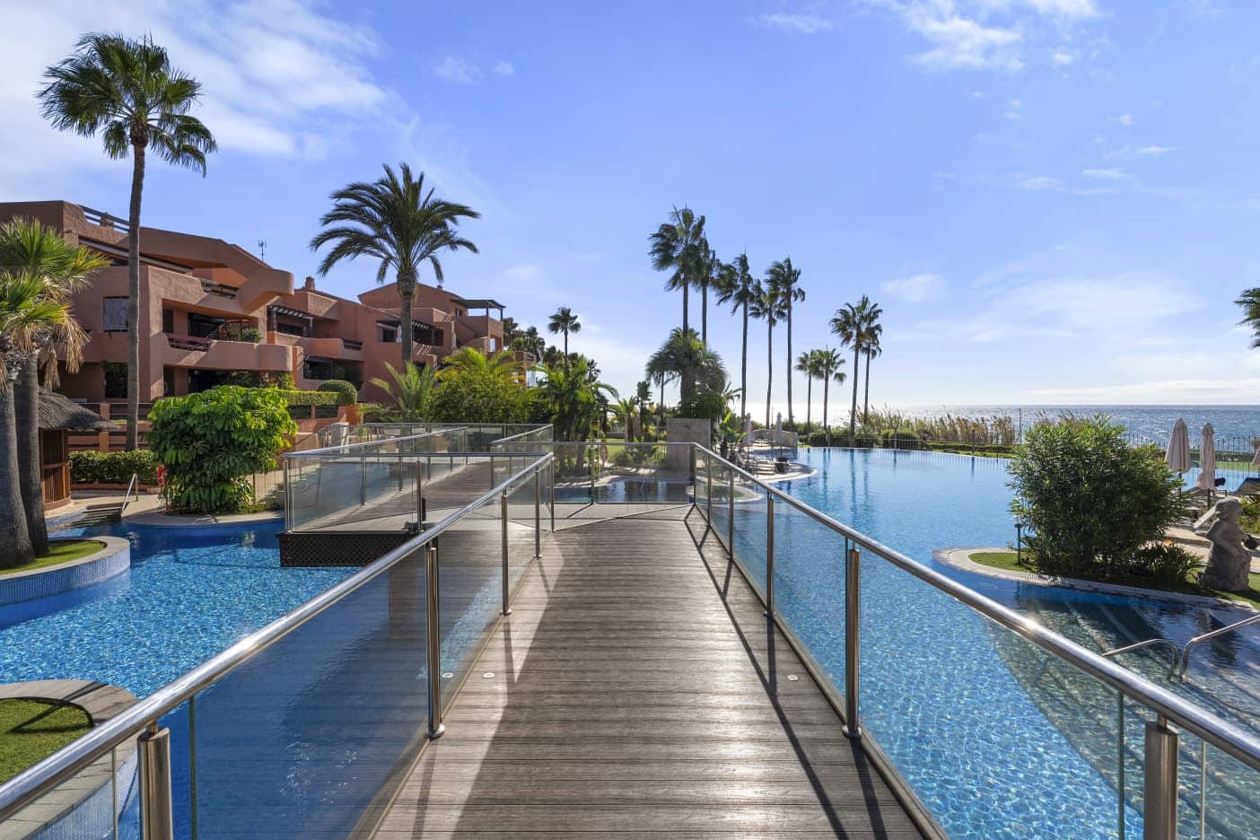 4 bedroom Apartment for sale in El Padron with pool garage - € 2,000,000 (Ref: 10177006)