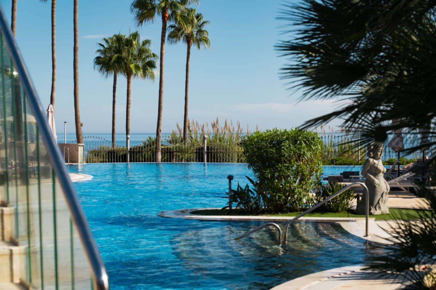 4 bedroom Apartment for sale in El Padron with pool garage - € 2,000,000 (Ref: 10177006)