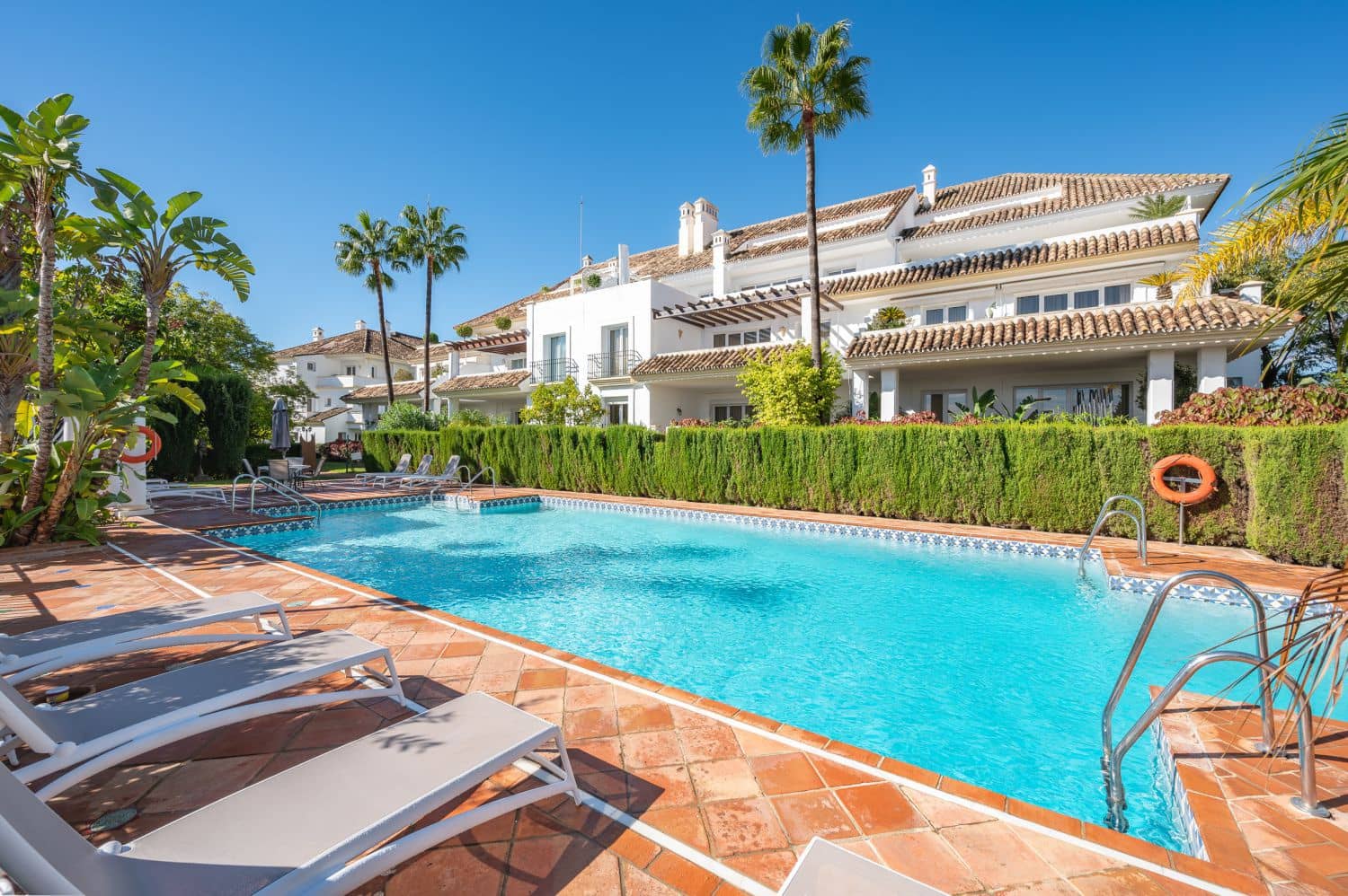 3 soveværelse Lejlighed til leje i Golden Mile med swimmingpool garage - € 5.000 (Ref: 10182888)
