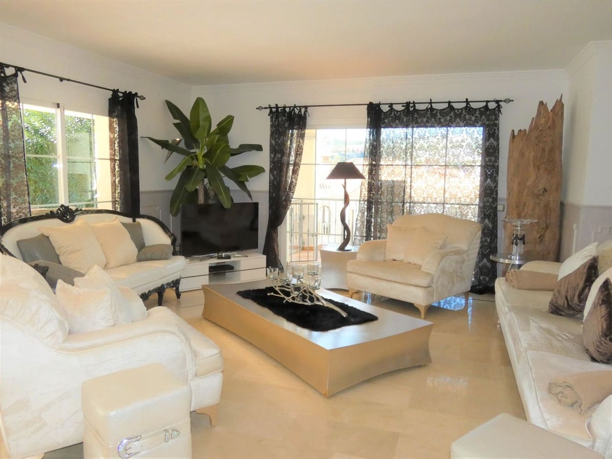 7 Zimmer Villa zu vermieten in Benahavis mit Garage - 8.000 € (Ref: 8173291)
