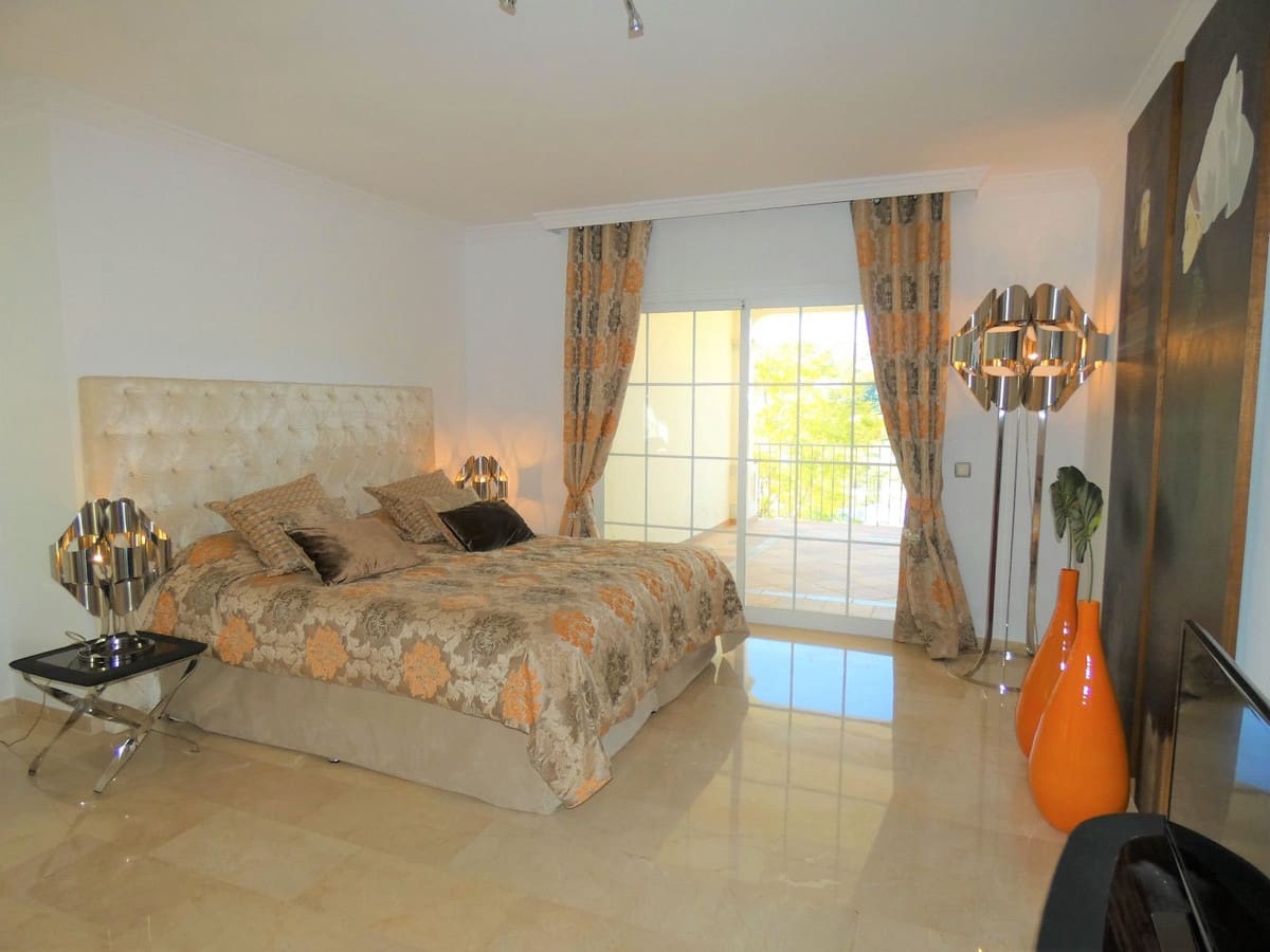 7 Zimmer Villa zu vermieten in Benahavis mit Garage - 8.000 € (Ref: 8173291)