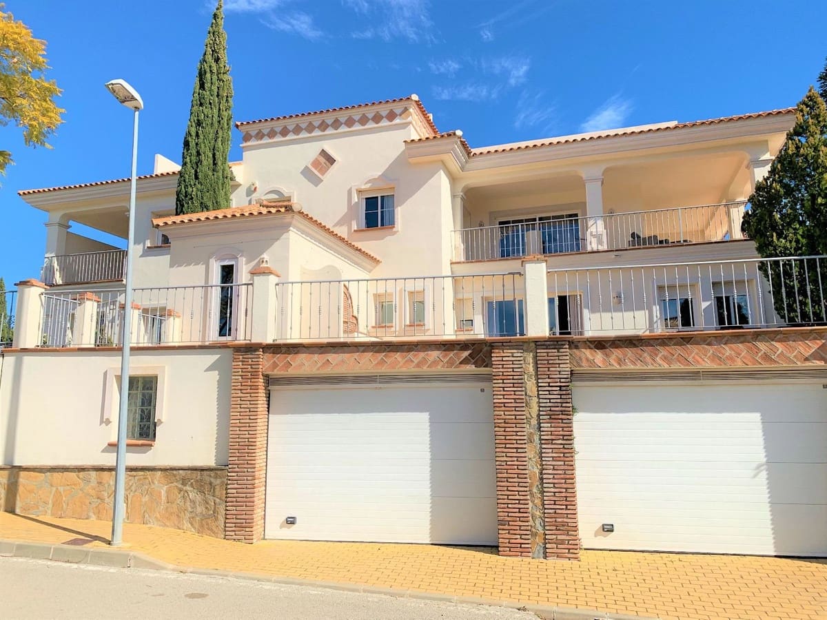 7 Zimmer Villa zu vermieten in Benahavis mit Garage - 8.000 € (Ref: 8173291)