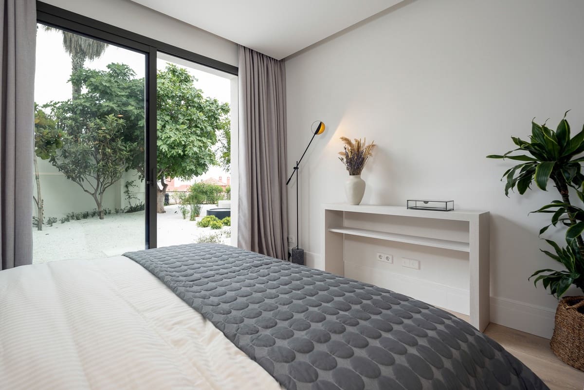 7 sovrum Villa för semesterbostäder i Monte Halcones med garage - 25 000 € (Ref: 8173292)