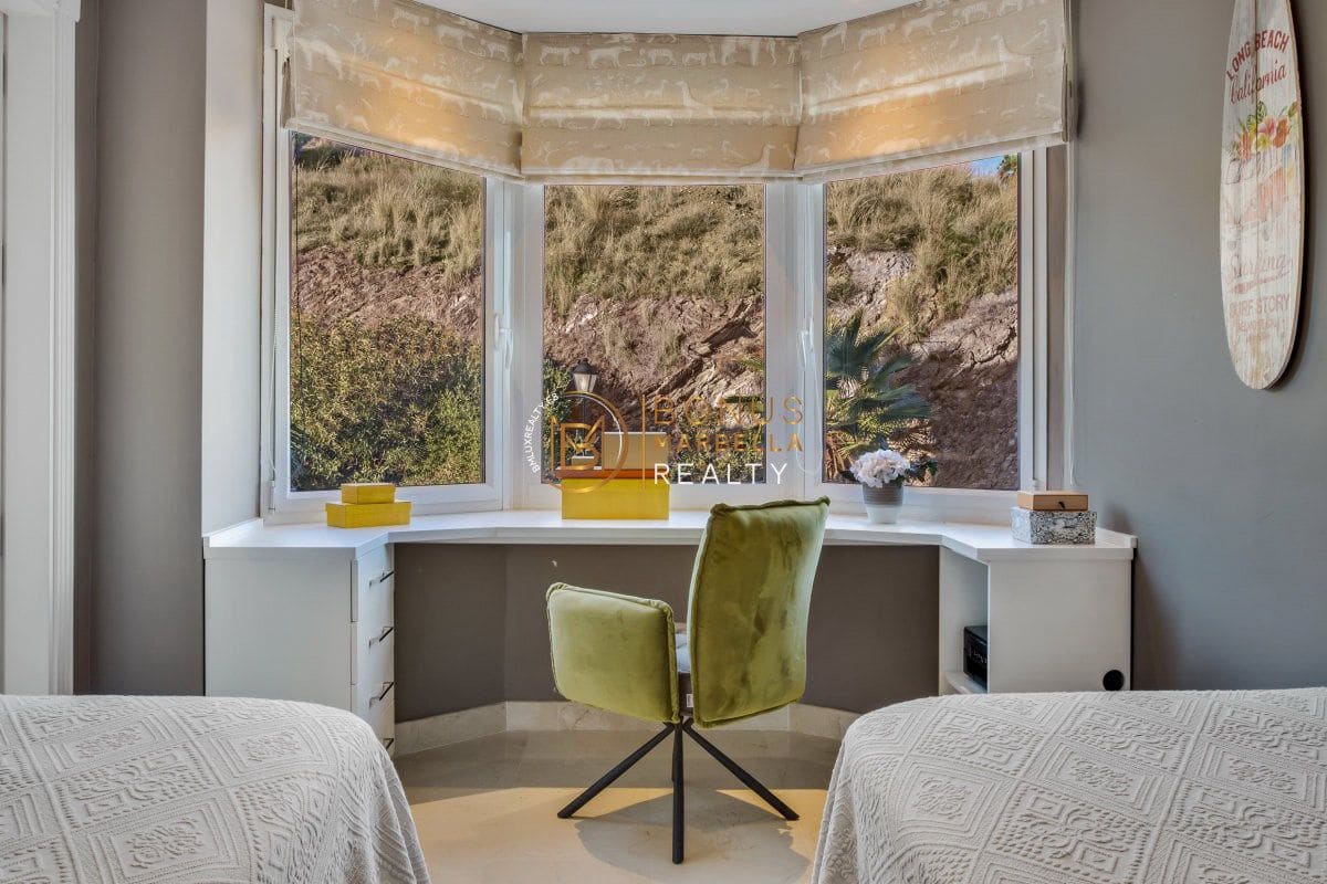 3 makuuhuone Huoneisto myytävänä paikassa Nueva Andalucia - 799 000 € (Ref: 8176723)