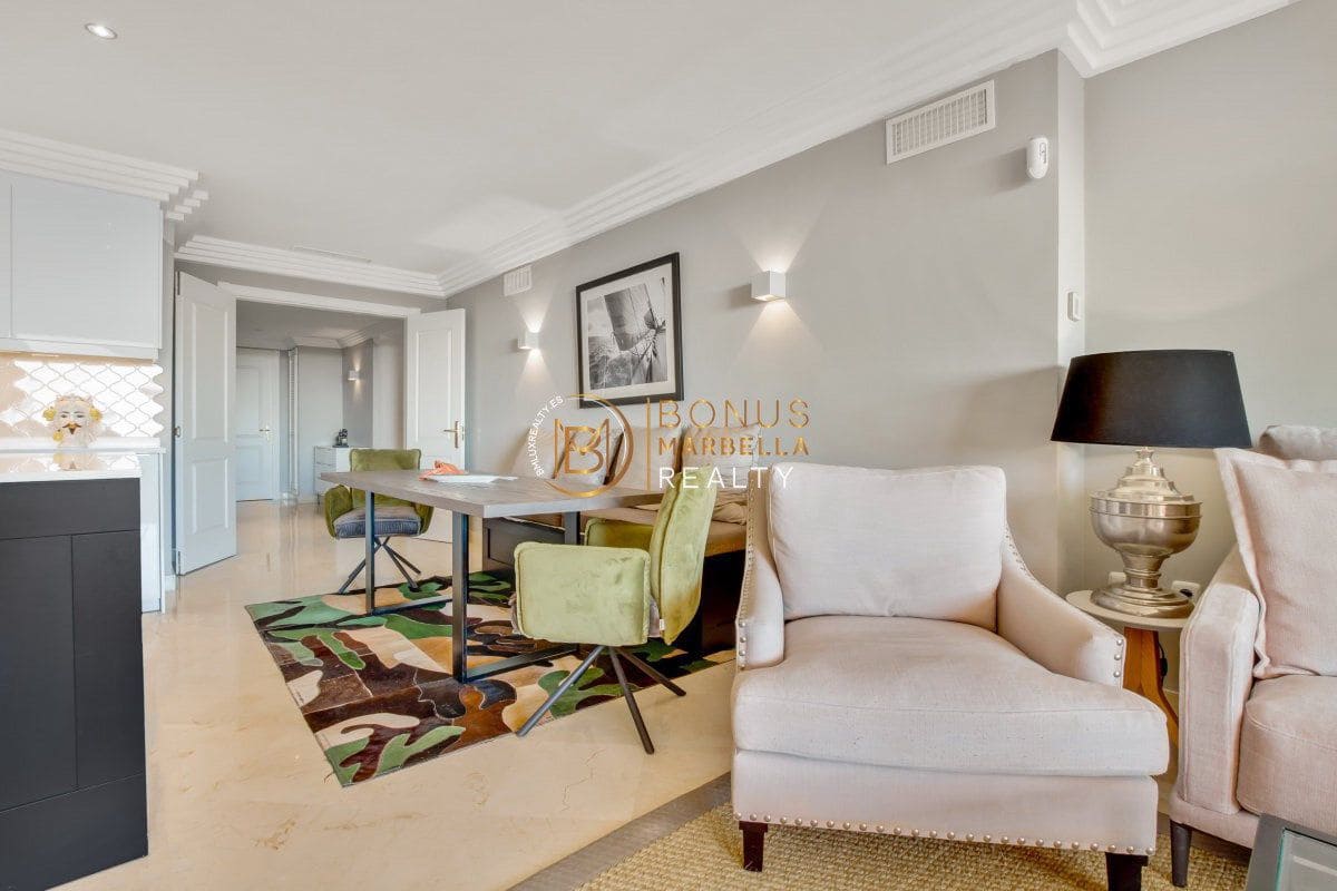 3 makuuhuone Huoneisto myytävänä paikassa Nueva Andalucia - 799 000 € (Ref: 8176723)