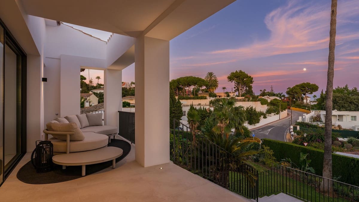 5 sypialnia Willa na sprzedaż w Marbella z garażem - 3 350 000 € (Ref: 8183232)