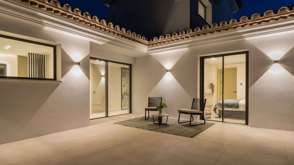 5 sypialnia Willa na sprzedaż w Marbella z garażem - 3 350 000 € (Ref: 8183232)