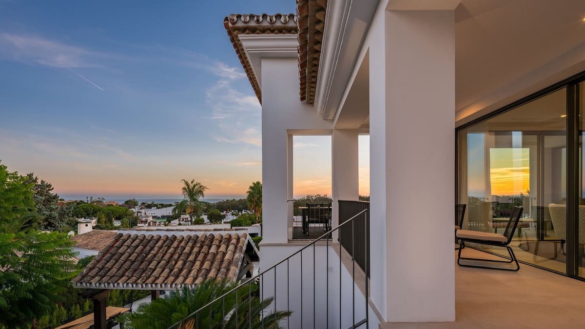 5 sypialnia Willa na sprzedaż w Marbella z garażem - 3 350 000 € (Ref: 8183232)