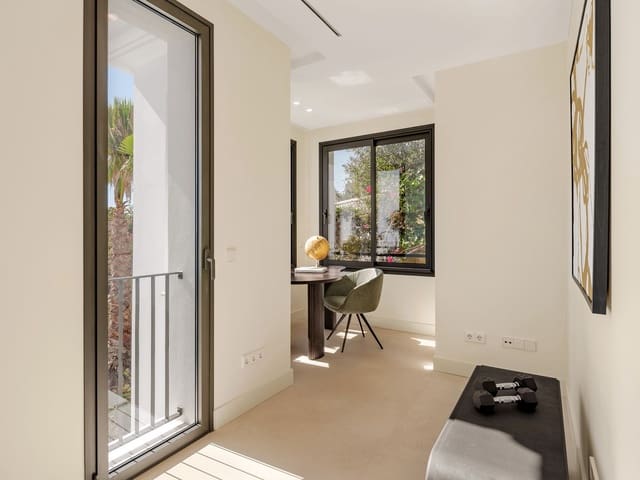 5 sypialnia Willa na sprzedaż w Marbella z garażem - 3 350 000 € (Ref: 8183232)