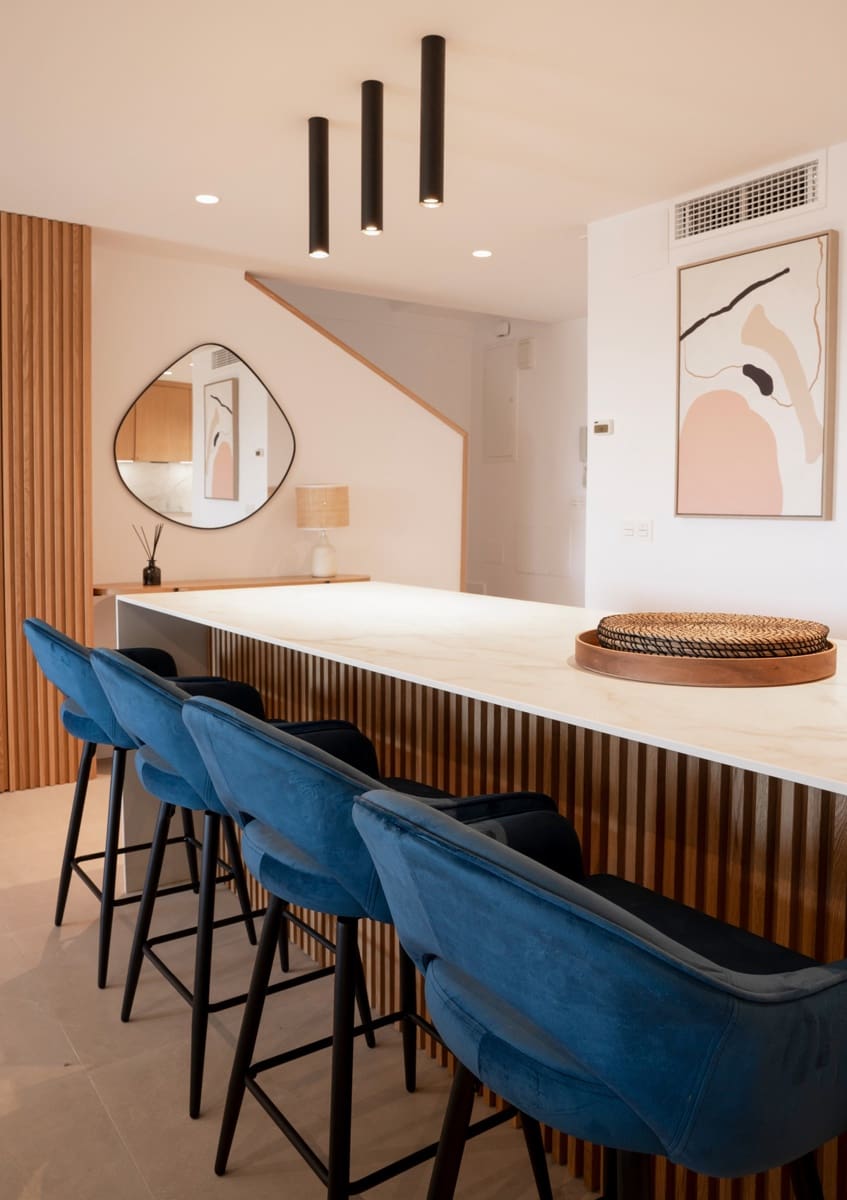 3 quarto Moradia em Banda para venda em Estepona com garagem - 615 000 € (Ref: 8201022)