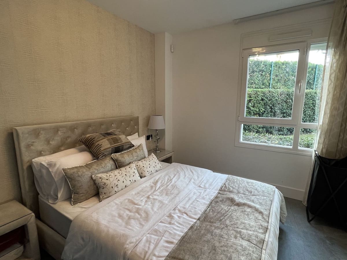 Apartamento de 3 habitaciones en La Quinta en venta con garaje - 690.000 € (Ref: 8222160)