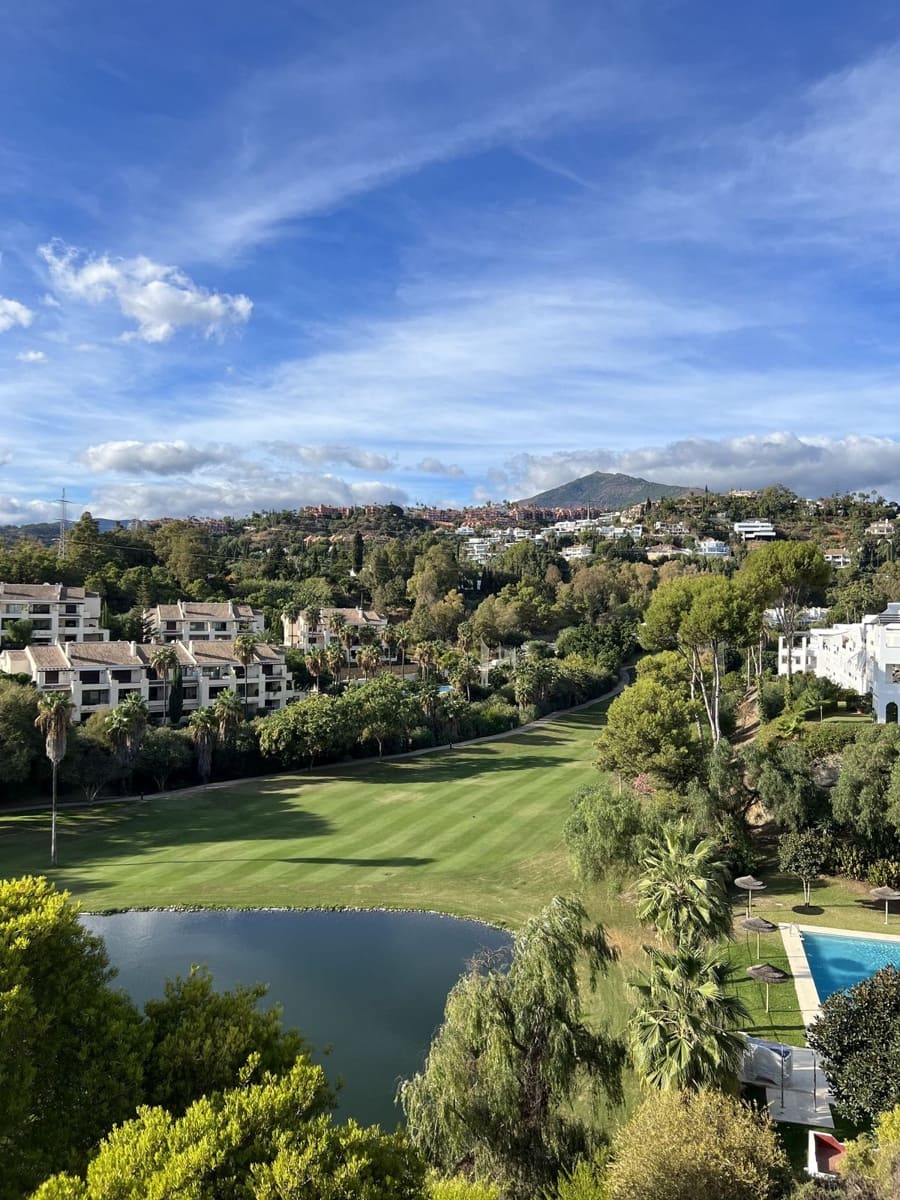 Apartamento de 3 habitaciones en La Quinta en venta con garaje - 690.000 € (Ref: 8222160)
