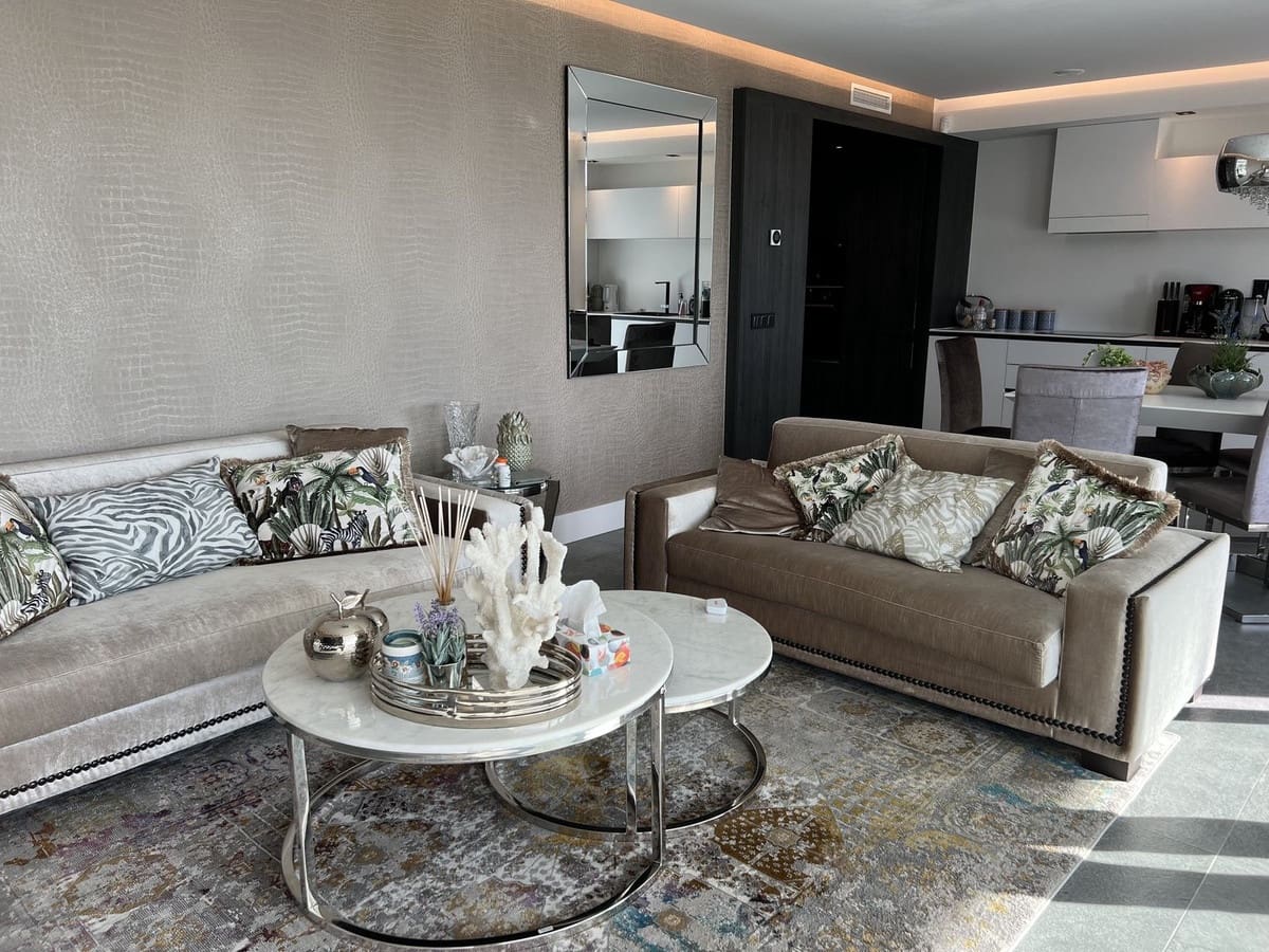 Apartamento de 3 habitaciones en La Quinta en venta con garaje - 690.000 € (Ref: 8222160)