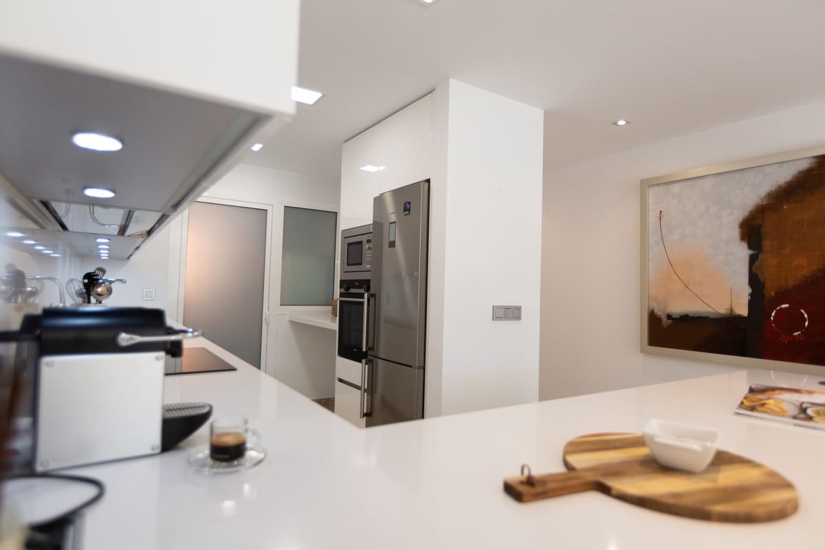 Apartamento de 3 habitaciones en Nueva Andalucia en venta con garaje - 760.000 € (Ref: 8233899)