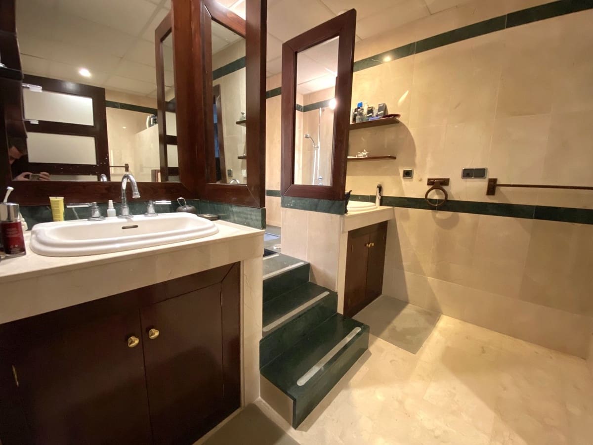 2 bedroom Apartment for sale in Puerto Banus with garage - € 1,200,000 (Ref: 8267607)