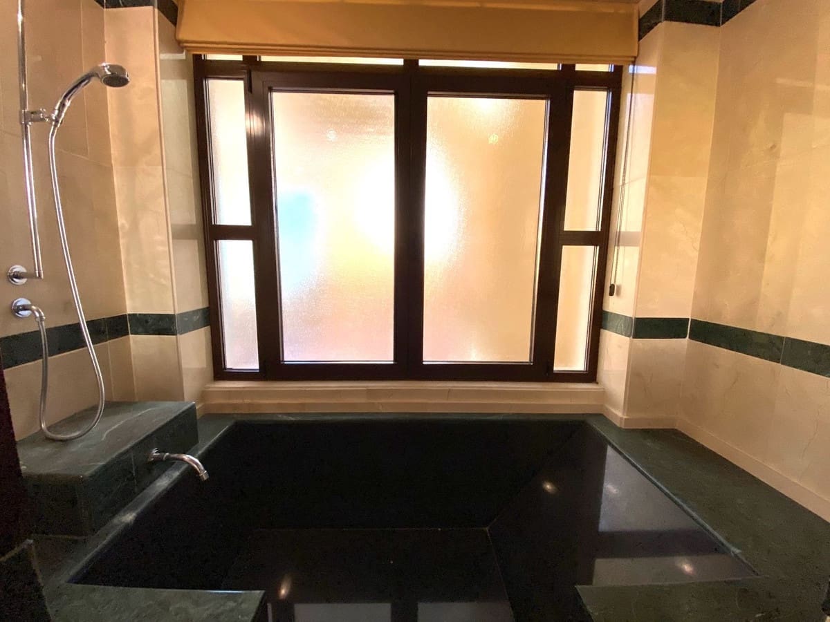 2 bedroom Apartment for sale in Puerto Banus with garage - € 1,200,000 (Ref: 8267607)