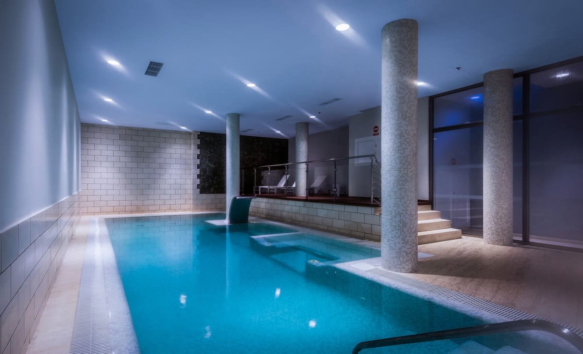 3 bedroom Terraced Villa for rent in Marbella with garage - € 5,500 (Ref: 8267608)